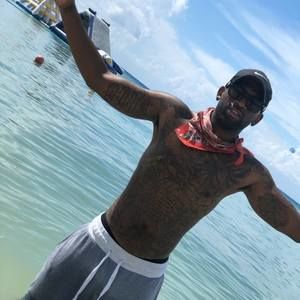 Meet your Posher, Christopher